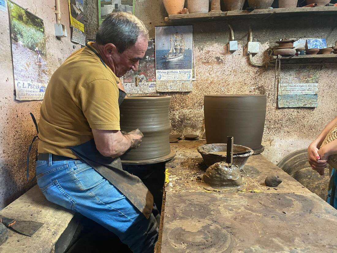 Master potter António Mestre, Beringel